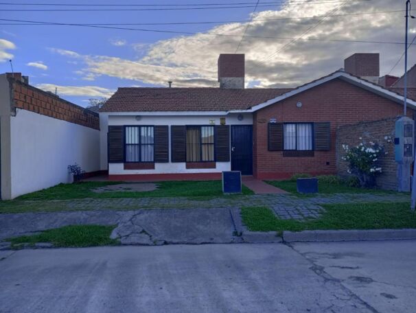 HERMOSA CASA EN VENTA  B° SAN CARLOS