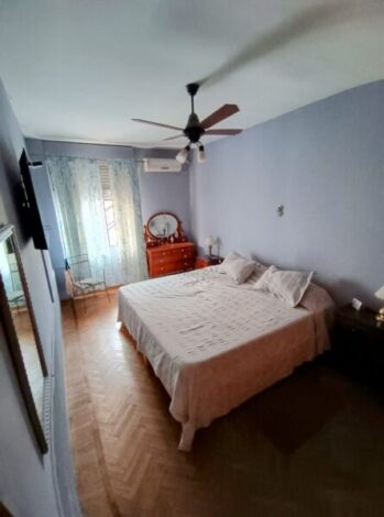 AMPLIA CASA EN VENTA ALBERDI AL 900